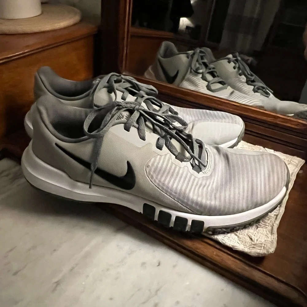 NIKE Classic Flex Control 4 TR3‎ Athletic Casual Sneakers Grey Black Men's 10.5